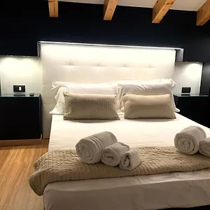 Ottomood House Apartamento